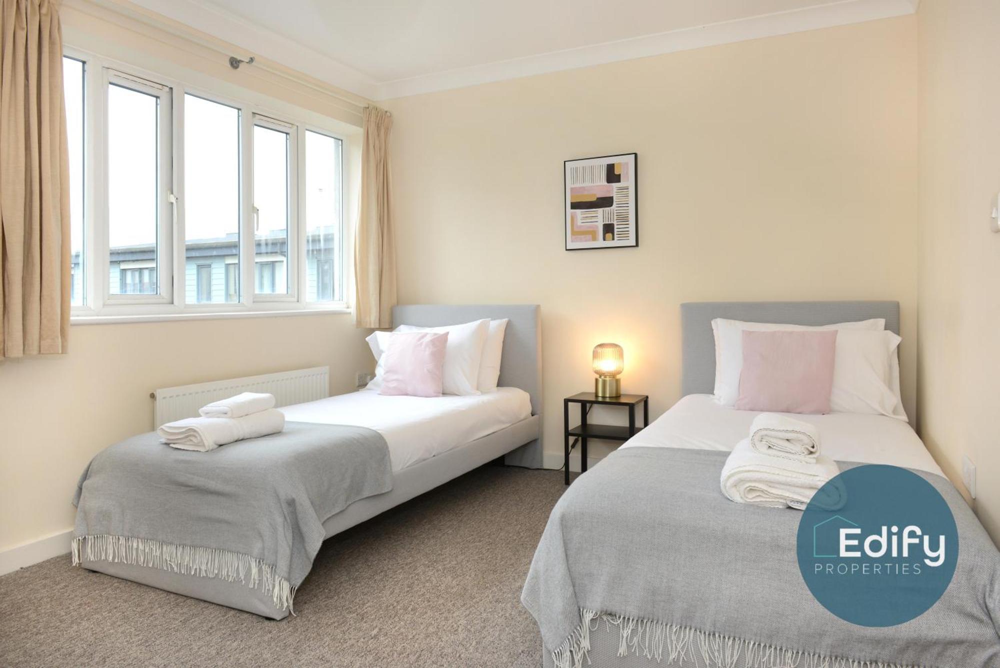 City Centre Townhouse, Sleeps 8, Free Parking Southampton Exteriör bild