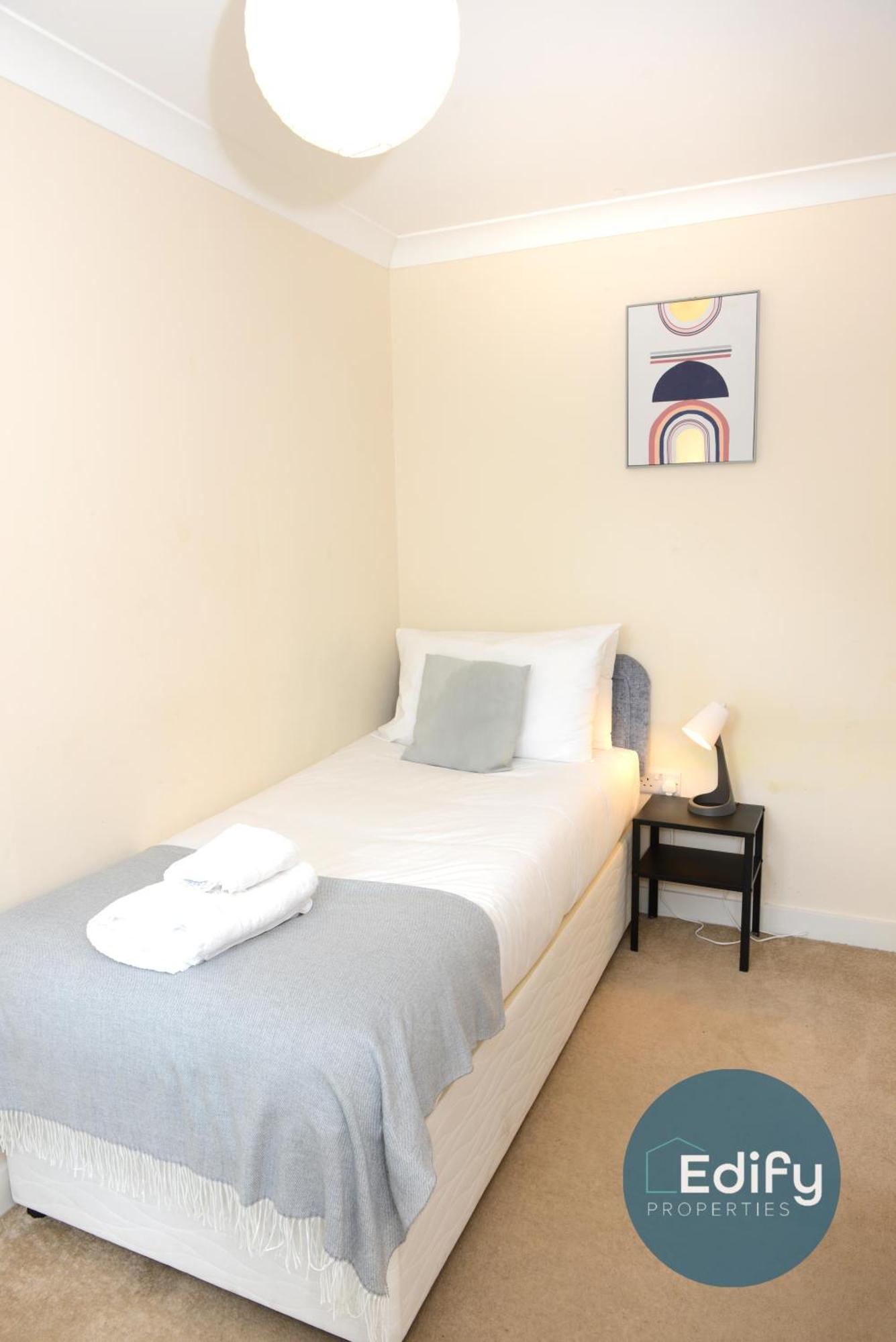 City Centre Townhouse, Sleeps 8, Free Parking Southampton Exteriör bild
